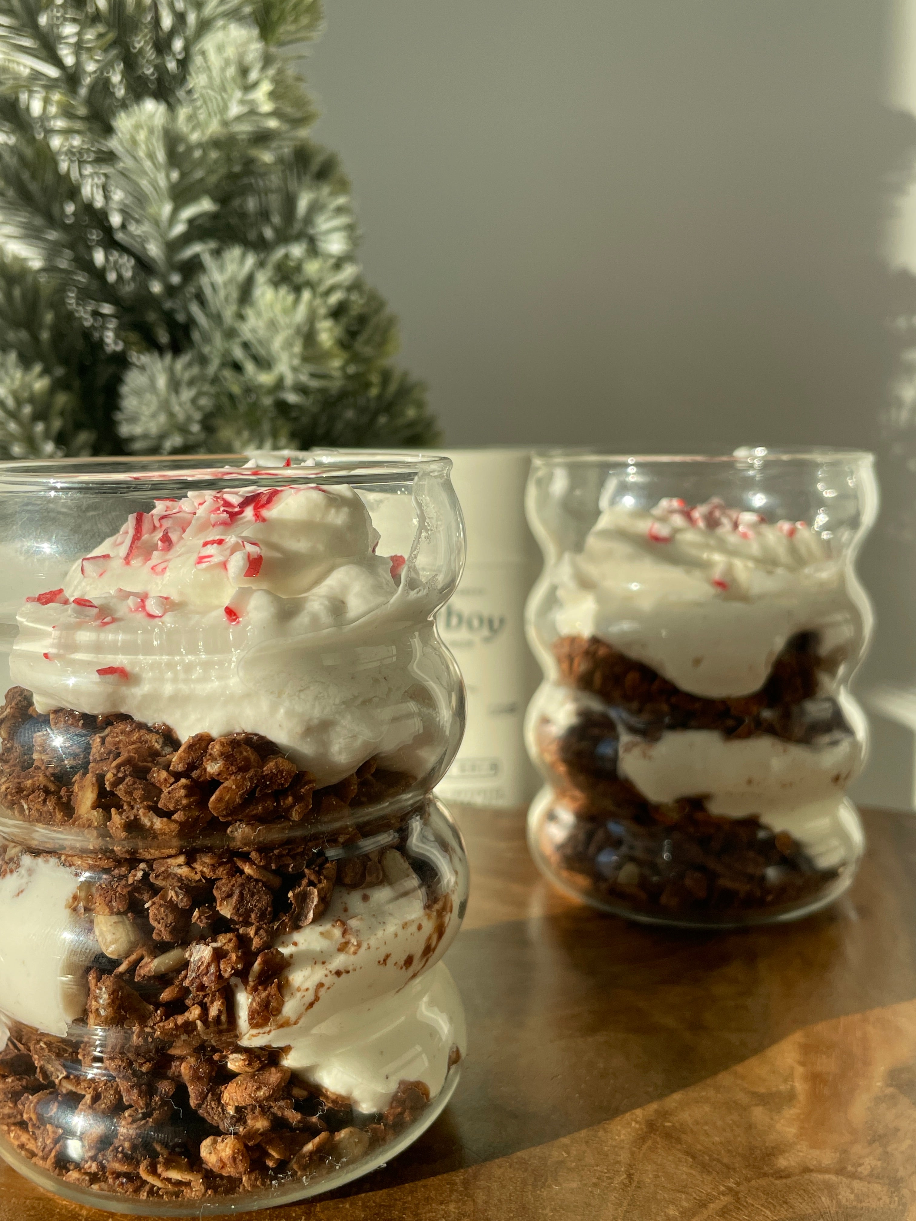 Peppermint Yogurt Parfait