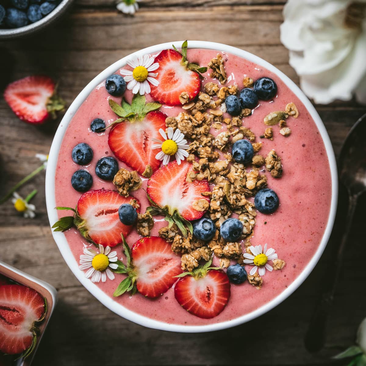 Strawberry Smoothie Bowl